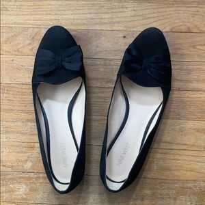 Black Bow Flats